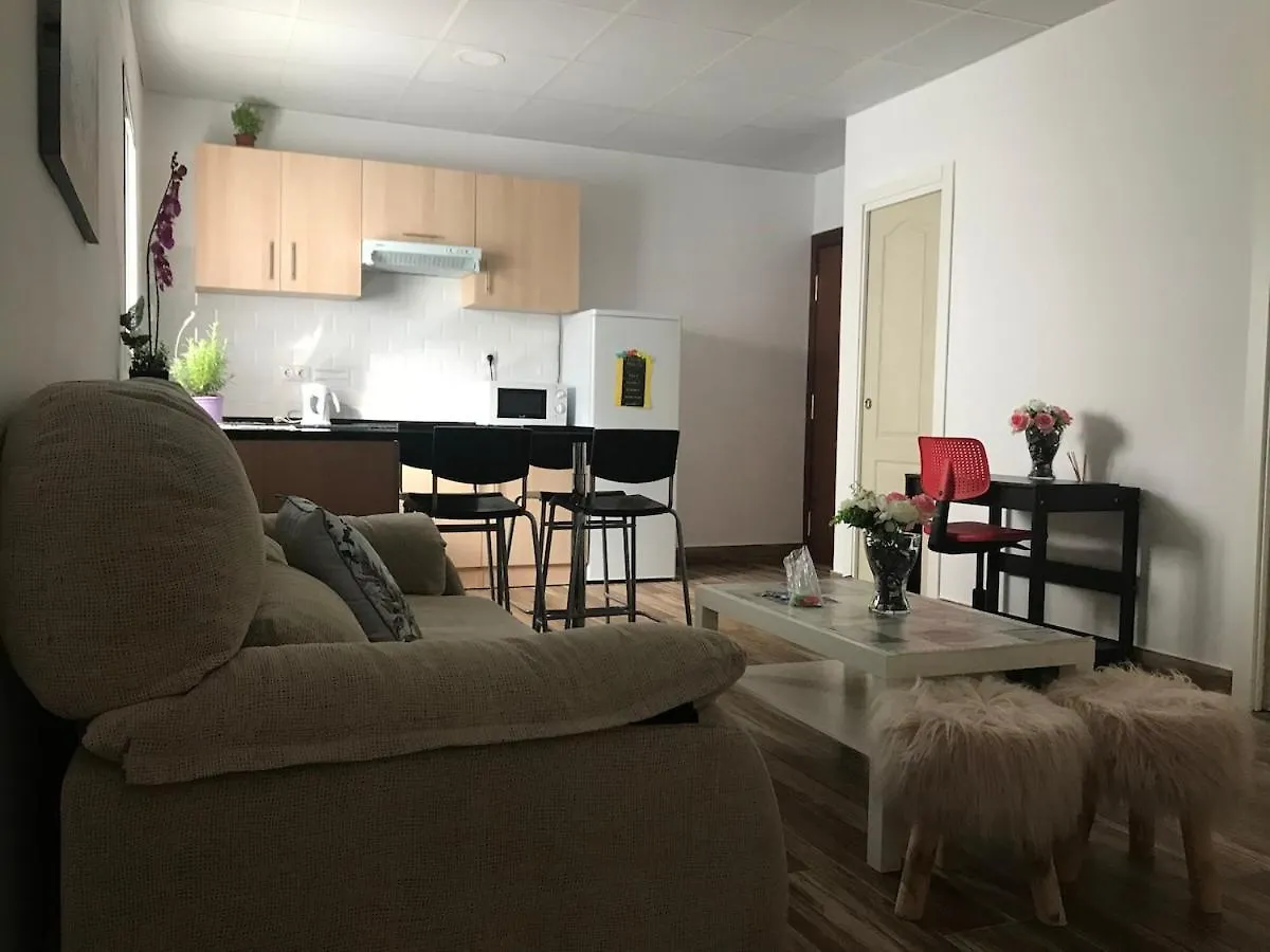 Malaga Rooms 홈스테이