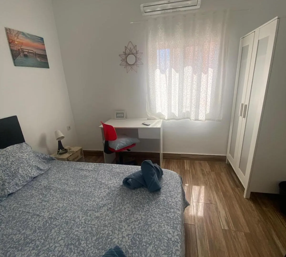 Malaga Rooms 홈스테이